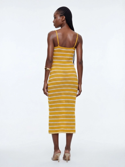 Vestido Listrado Com Argola E Decote V - Slim