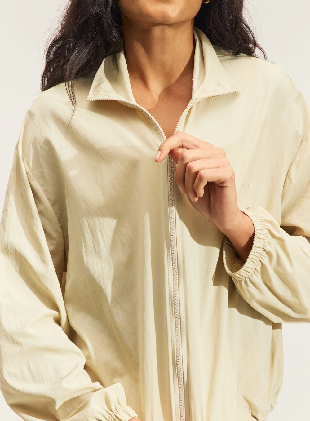 Jaqueta Nylon Com Amarração Bege