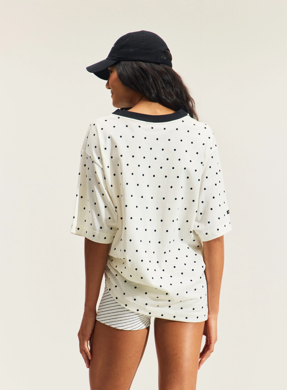 Camiseta Feminina Com Estampa Frontal Estampados