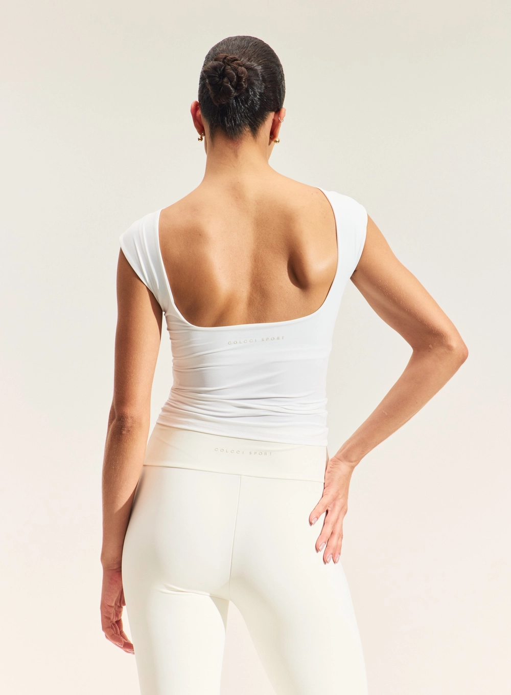 Blusa Cropped Feminina Com Decote Canoa Branco