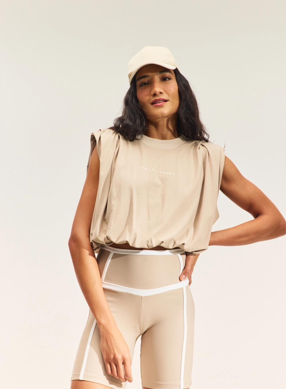 Regata Cropped Feminina Com Detalhe Bege
