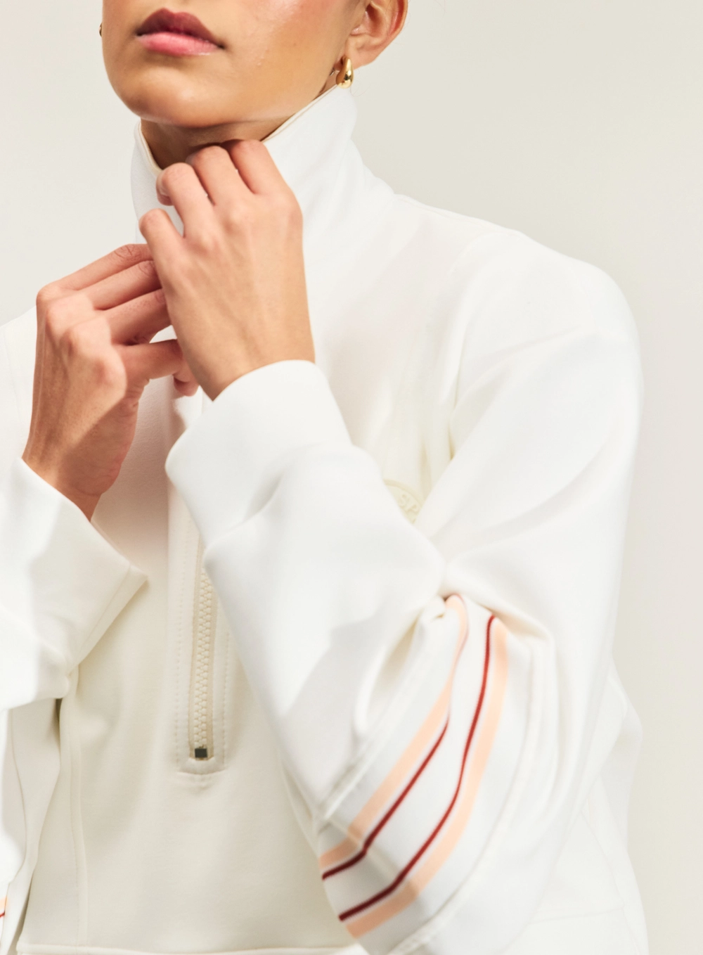 Blusão Oversized Gola Alta Branco