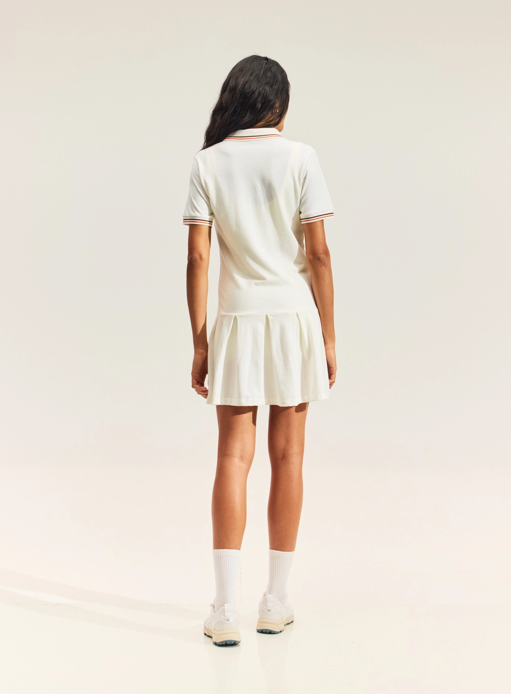 Vestido Feminino Polo Com Barra Plissada Branco