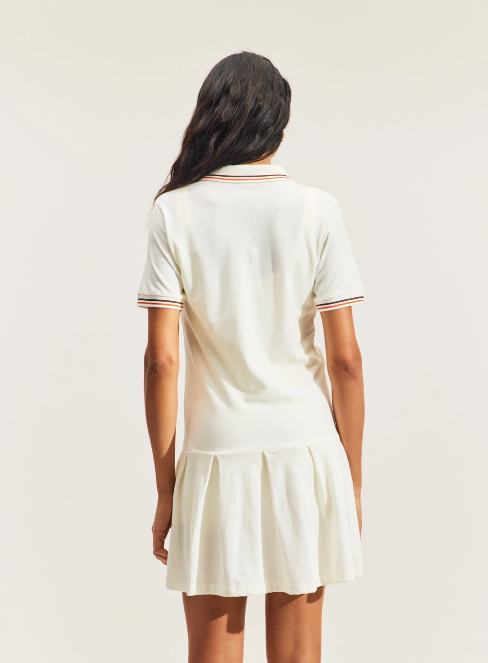 Vestido Feminino Polo Com Barra Plissada Branco