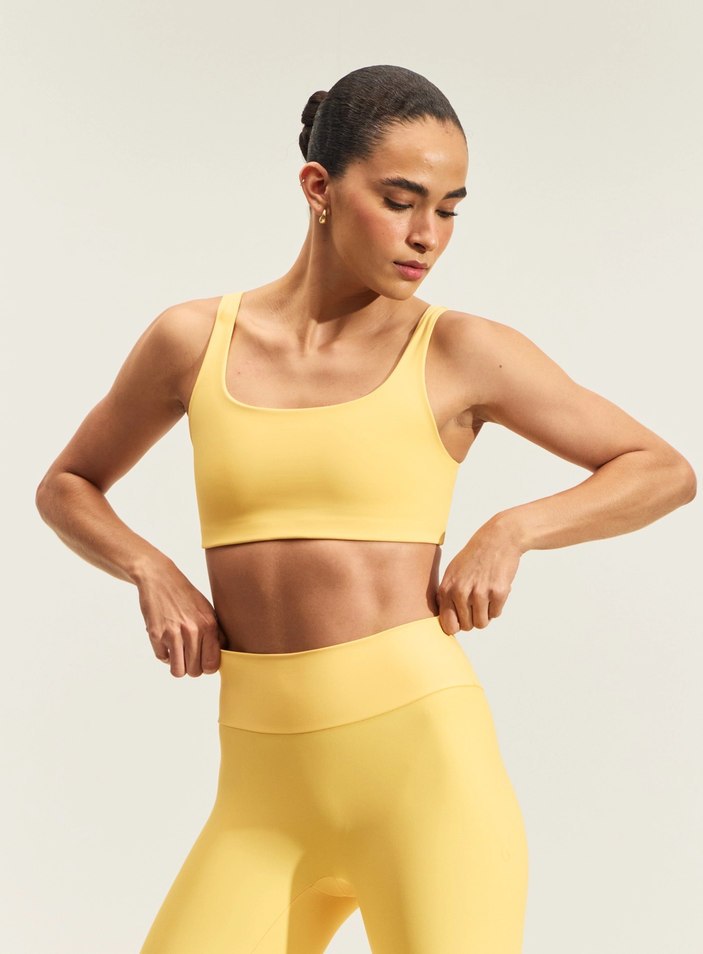 Top Sport Feminino Com Alças Amarelo