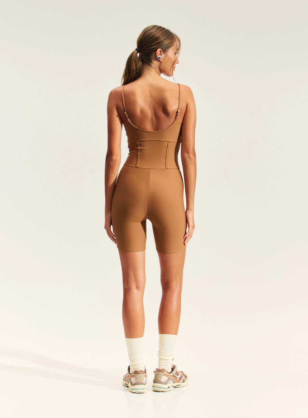 Macaquinho Esportivo Ciclista Corset Marrom