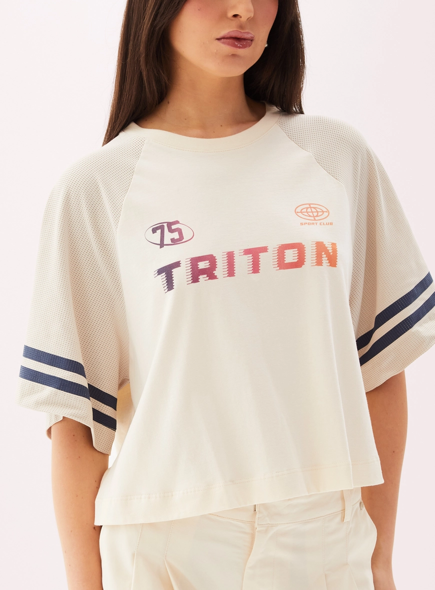 Camiseta Feminina Estampada Com Manga Raglan Bege 3