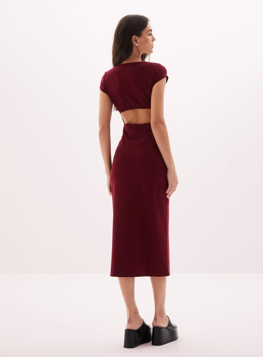 Vestido Feminino Midi Cut Out Bordo 4