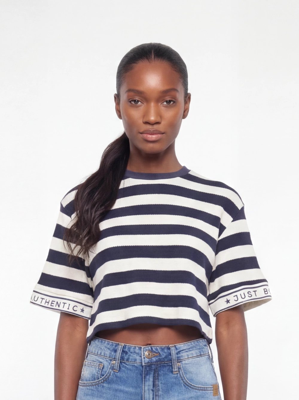 Camiseta Feminina Box Listrada Estampados 1