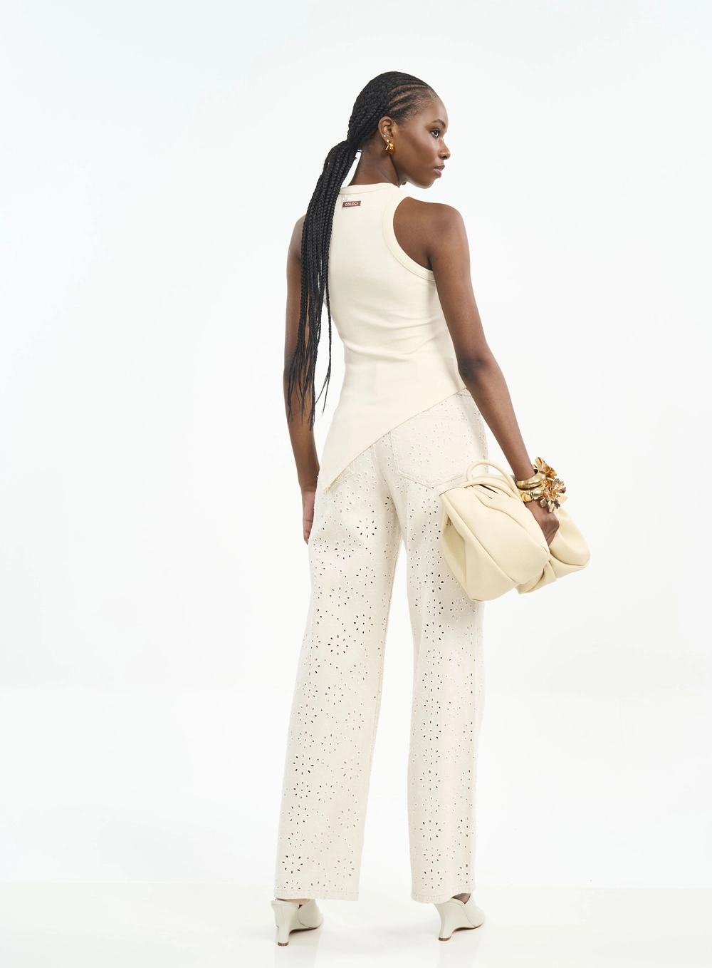 Calça Feminina Wide Leg Com Bordado Richelieu Bege