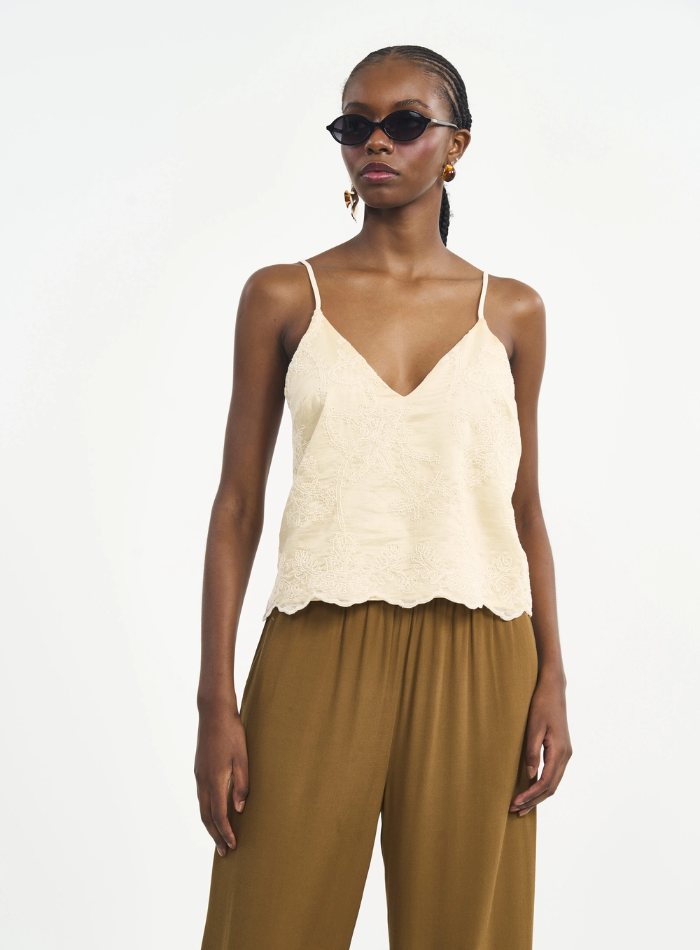 Blusa Bordada Bege