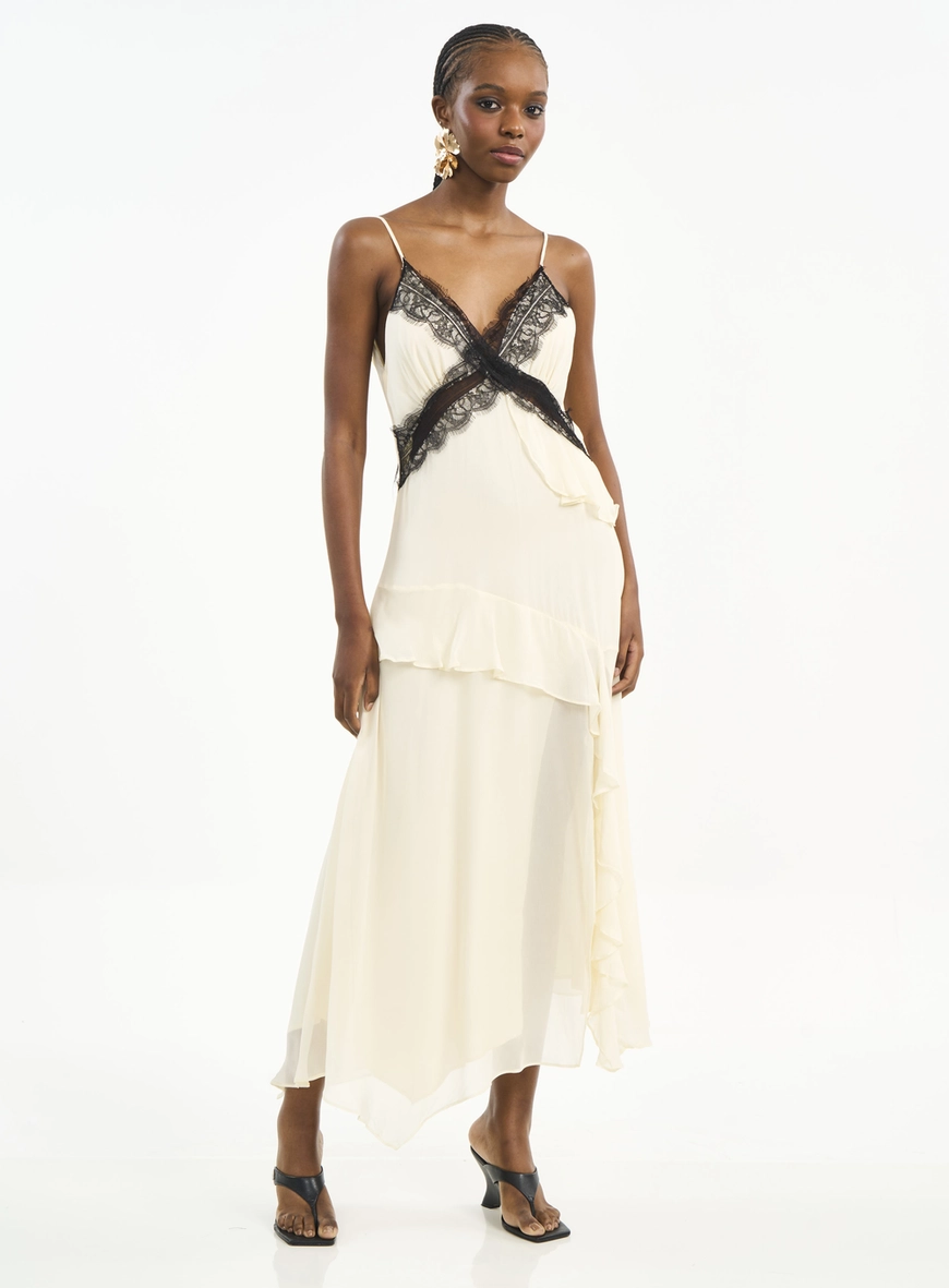 Vestido Longo Com Renda E Babados