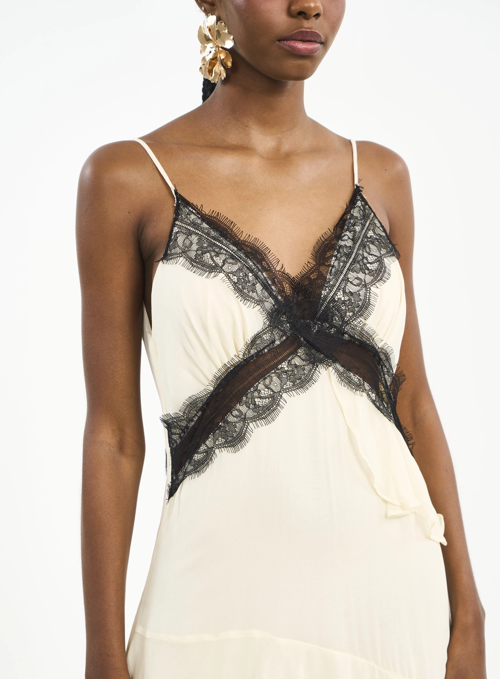 Vestido Longo Com Renda E Babados Bege