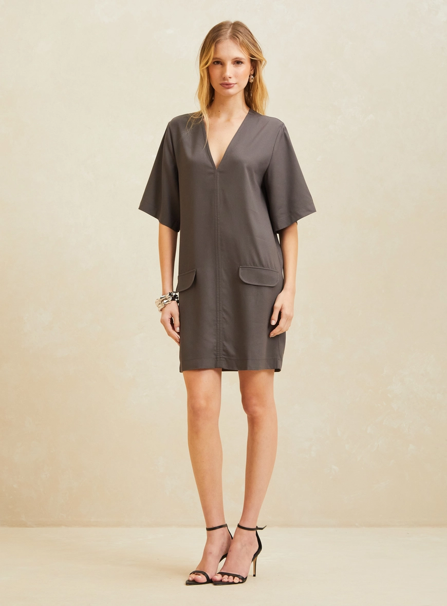 Vestido Curto Reto Cinza 3