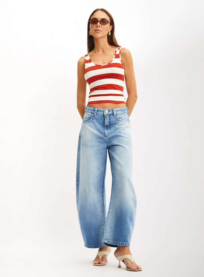 Calça Jeans Feminina Barrel Lavagem Clara Índigo 5