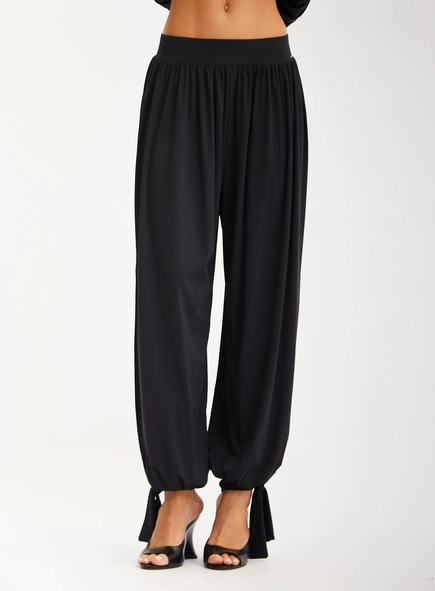 Calça Feminina Aladim Franzida Com Fenda Lateral
