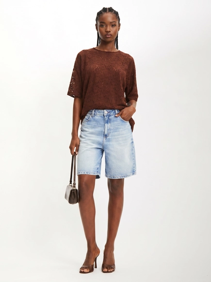 Bermuda Jeans Feminina Média Boyfriend