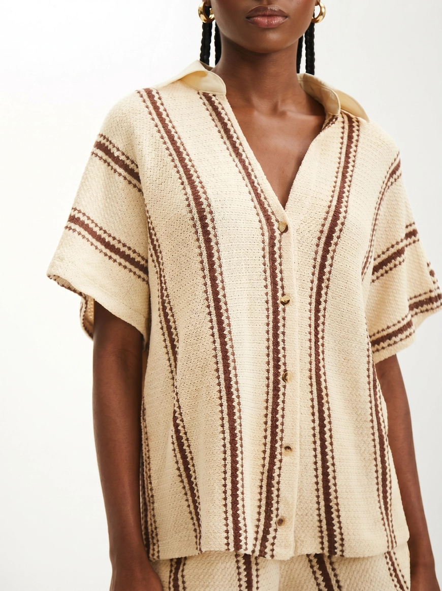 Camisa Feminina Manga Curta Oversized Reta Estampados 4