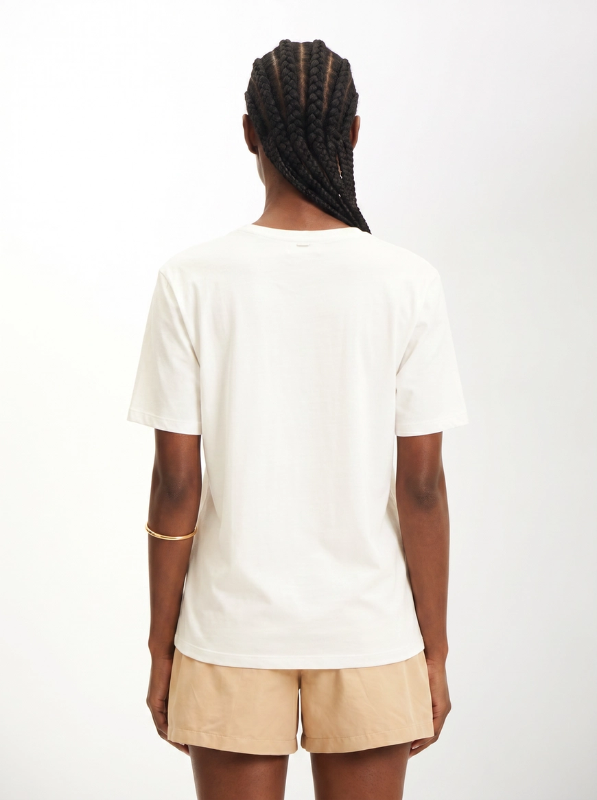 Camiseta  Feminina Boyfriend Relaxed Fit Estampada Off Shell 2