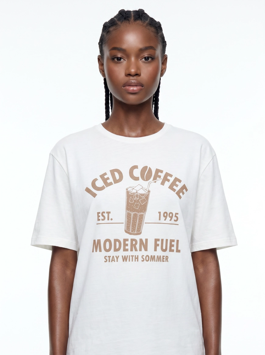 Camiseta  Feminina Boyfriend Relaxed Fit Estampada Off Shell 4