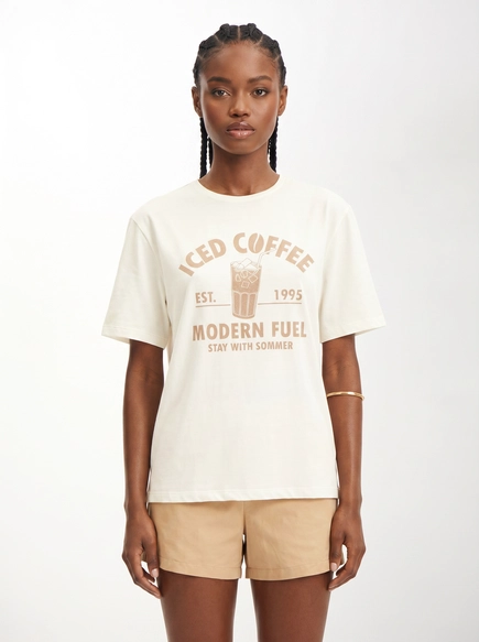 Camiseta  Feminina Boyfriend Relaxed Fit Estampada