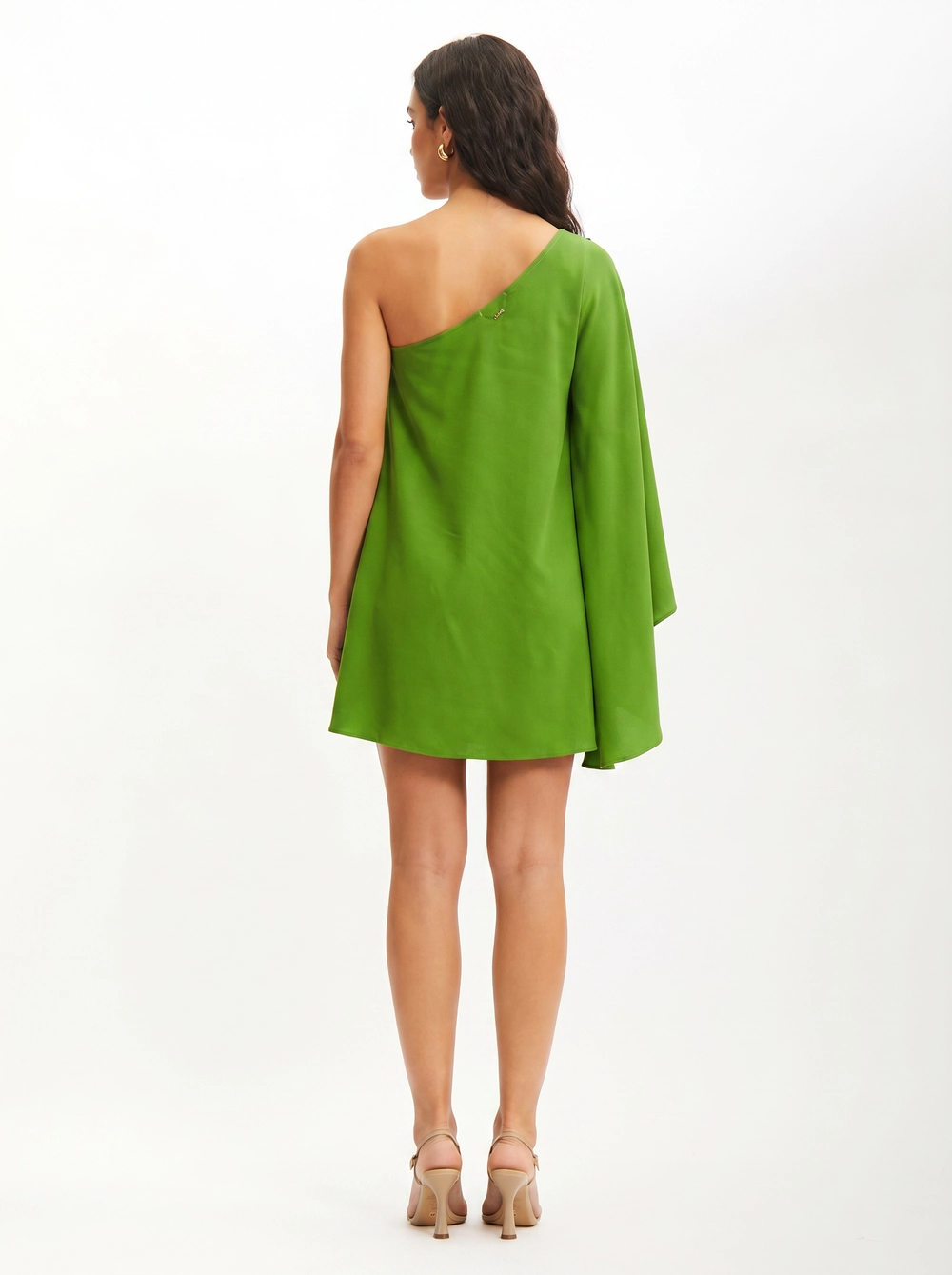 Vestido Curto Fluido Evasê De Uma Manga Só Verde 2