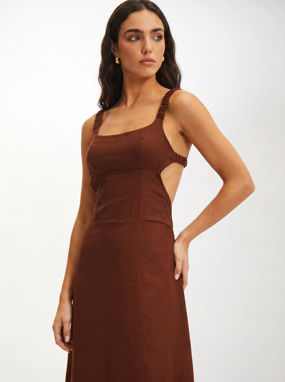 Vestido Feminino Costas Abertas - Evase Marrom 4