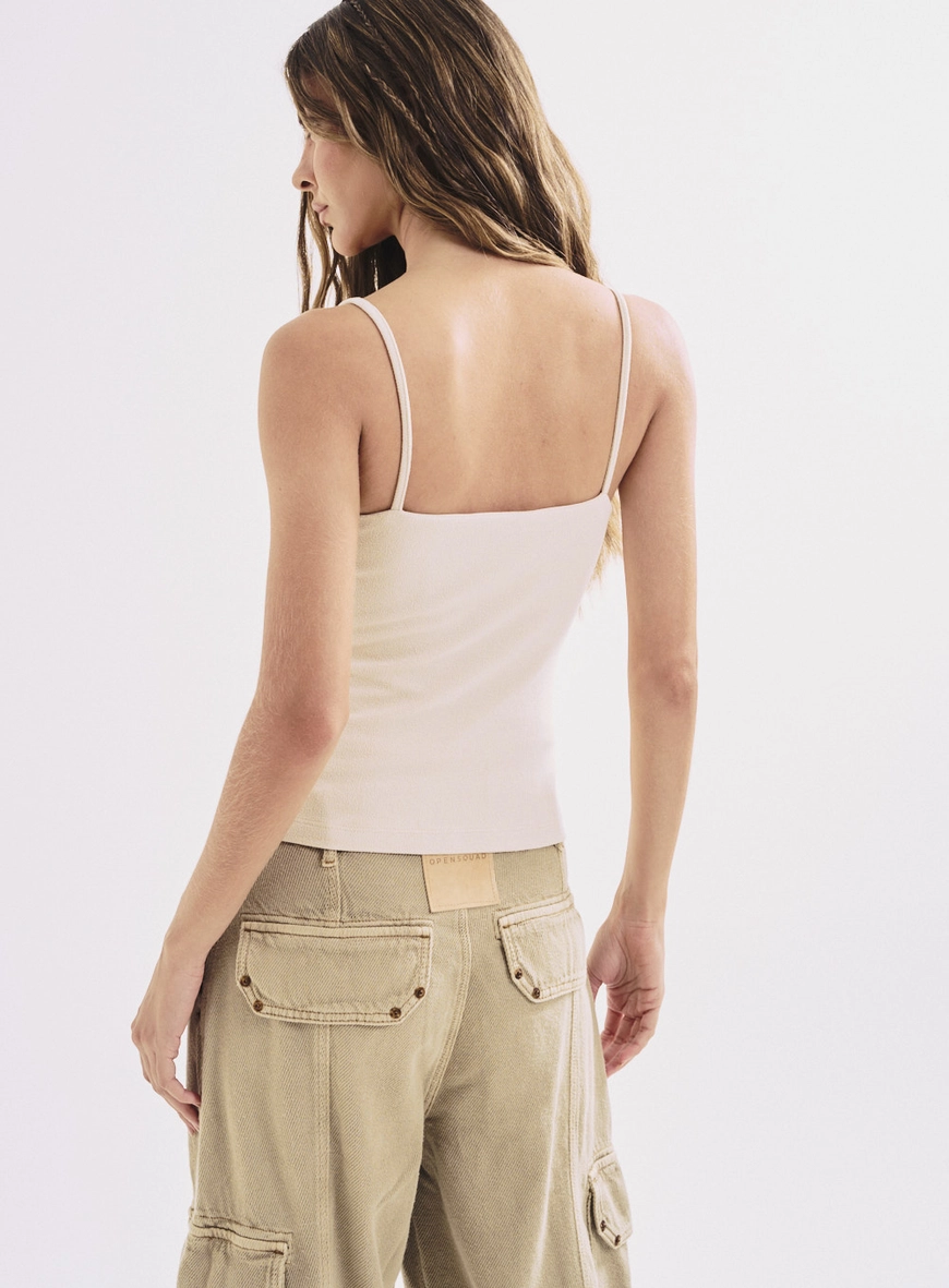 Regata Feminina Ajustada Com Detalhes Em Metal Bege 2
