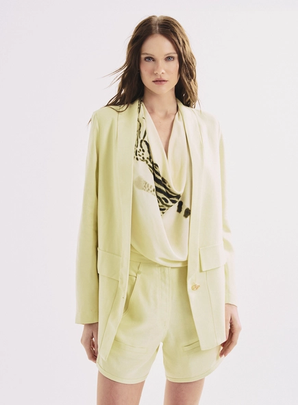 Blazer Feminino Alfaiataria Com Detalhes