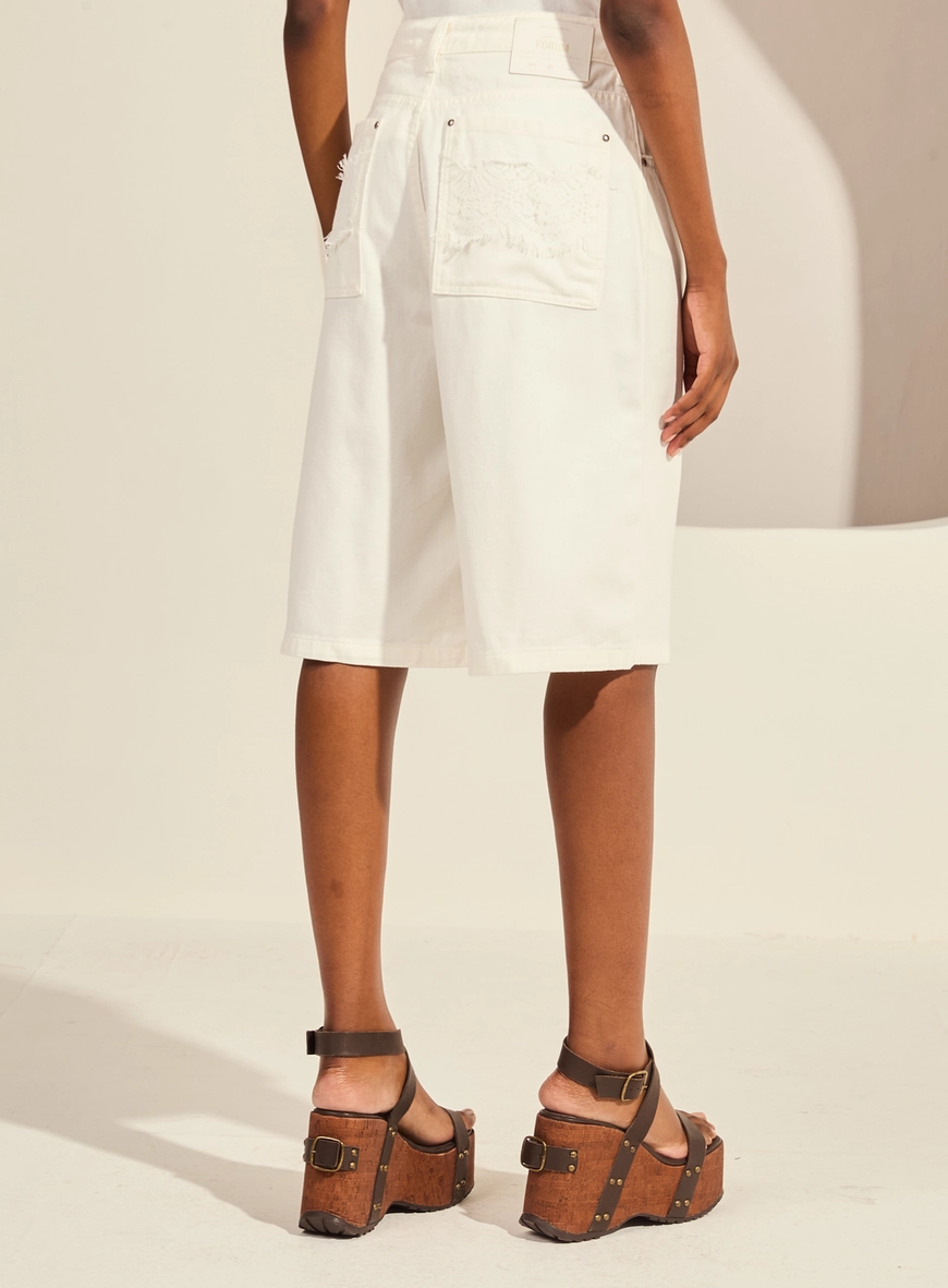 Bermuda Sarja Feminina Baggy Alongada Off Shell