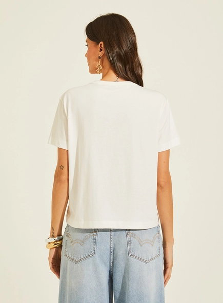 Camiseta Boxy Feminina Estampada 1981 Retrô