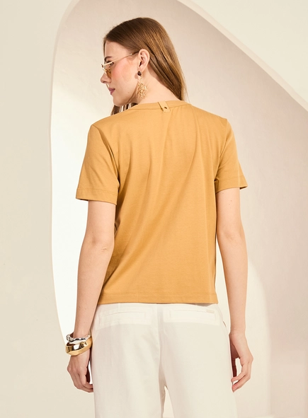 Camiseta Regular Fit Clássica Feminina Estampada
