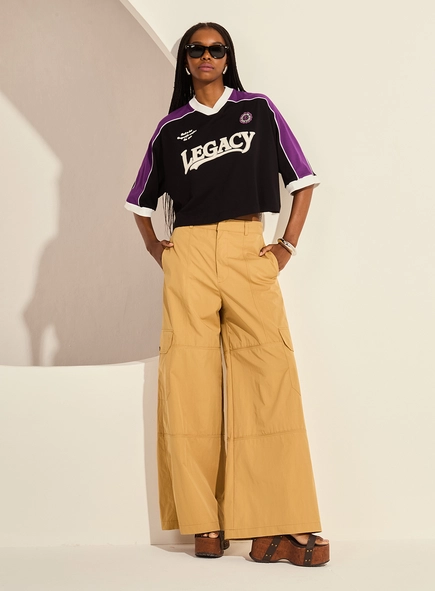 Camiseta Loose Manga Ampla Legacy Contrast