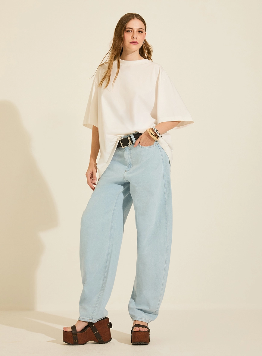 Camiseta Boy Oversized Com Estampa Costas Off Shell