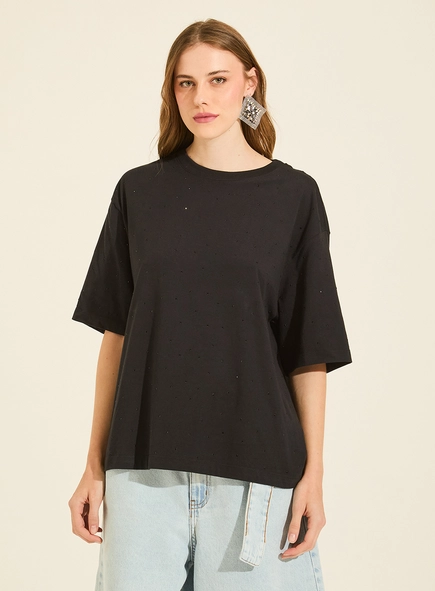 Camiseta Feminina Boy Over Com Aplicações