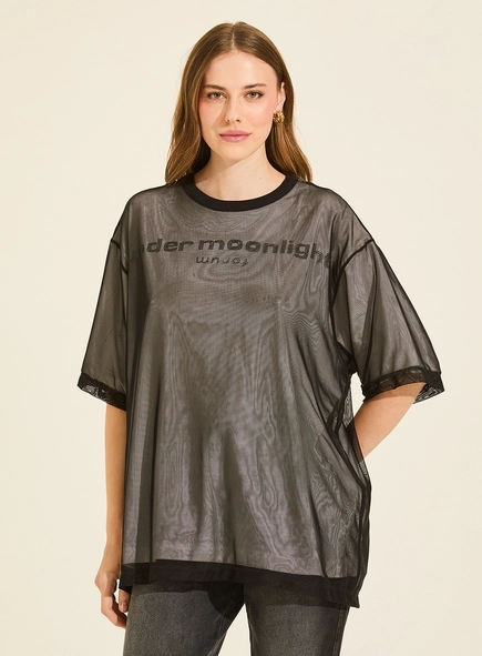 Camiseta Tule Loose Dupla Camada Com Aplicação