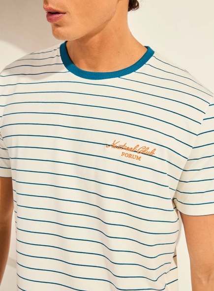 Camiseta Masculina Regular Fit Estampada