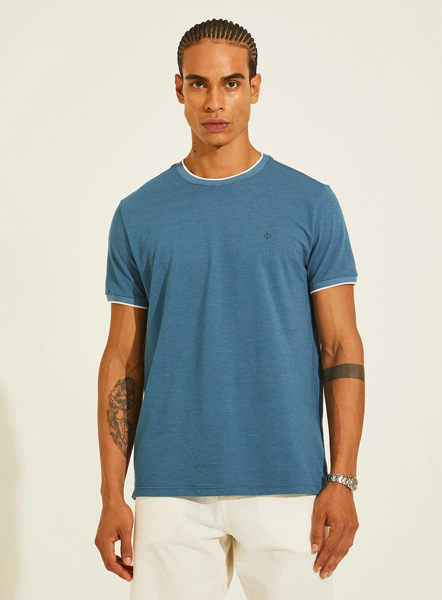 Camiseta New Slim Com Fio Tinto Contrastante Azul