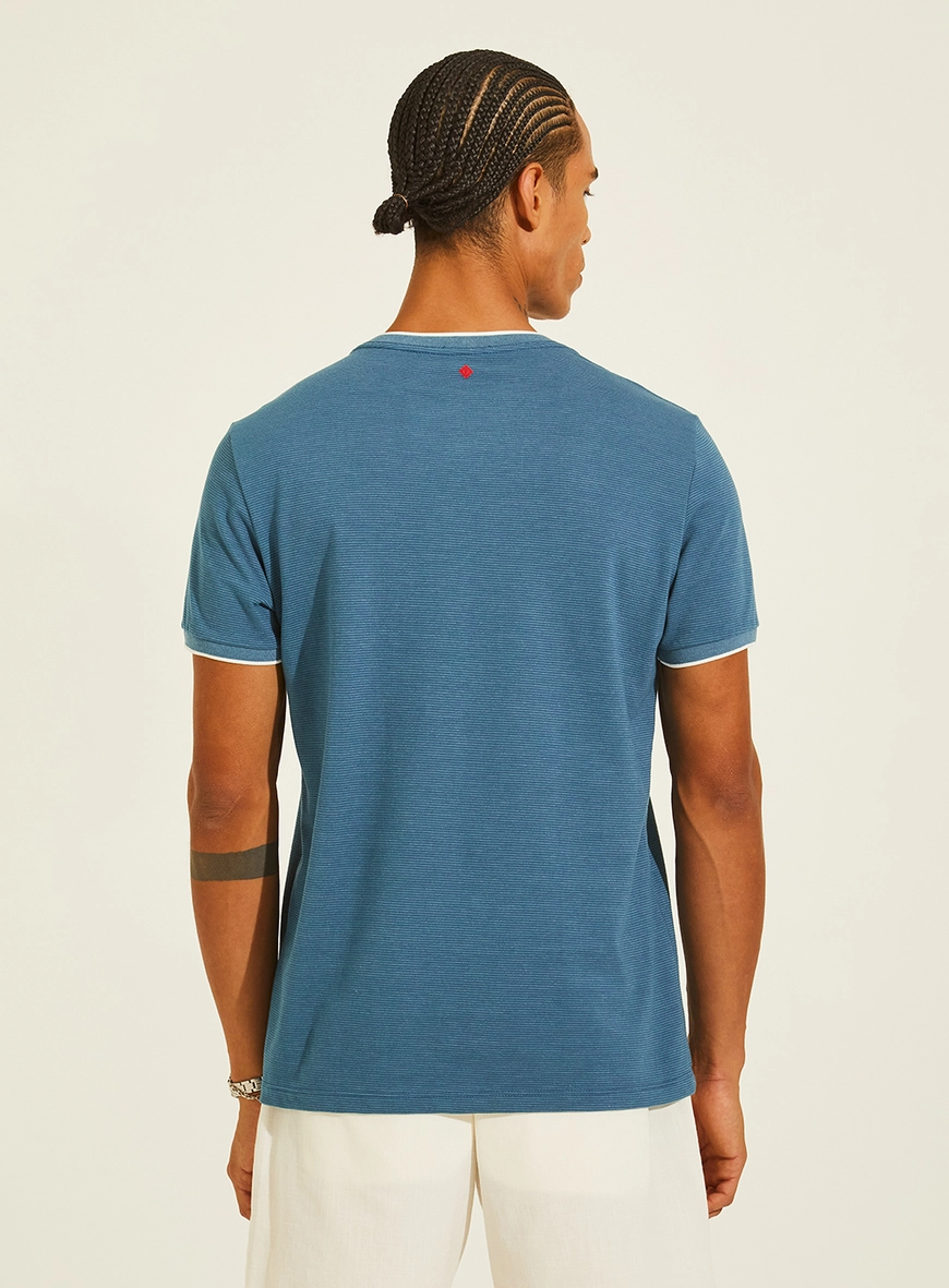 Camiseta New Slim Com Fio Tinto Contrastante Azul