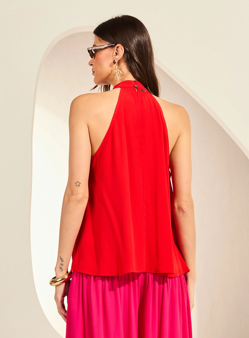 Blusa Ampla Halter Gola Alta Com Babados Vermelho