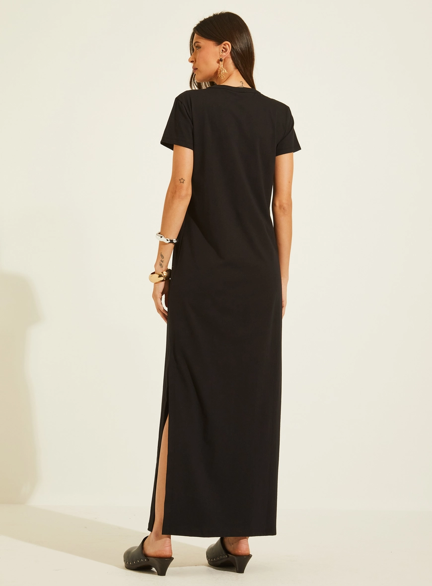 Vestido Maxi Midi Em Malha Com Fenda E Aplicação Preto
