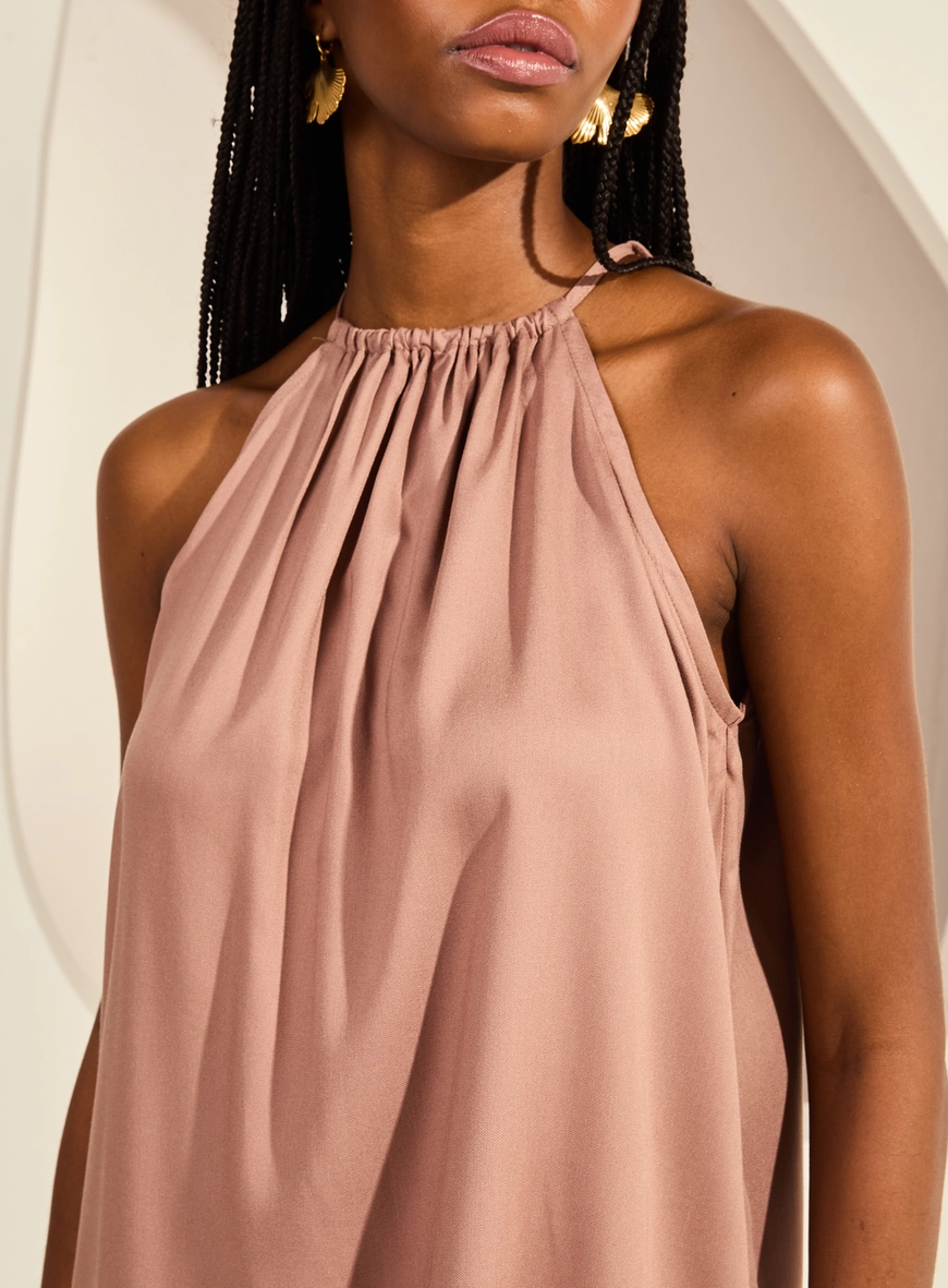 Vestido Curto Evasê Amplo Frente Única Marrom
