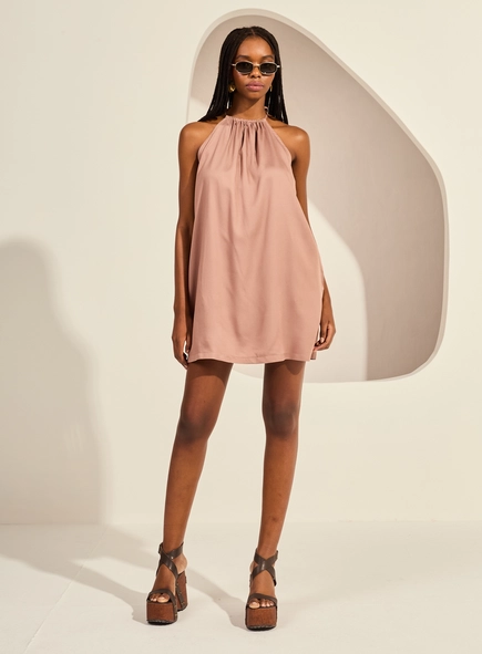 Vestido Curto Evasê Amplo Frente Única