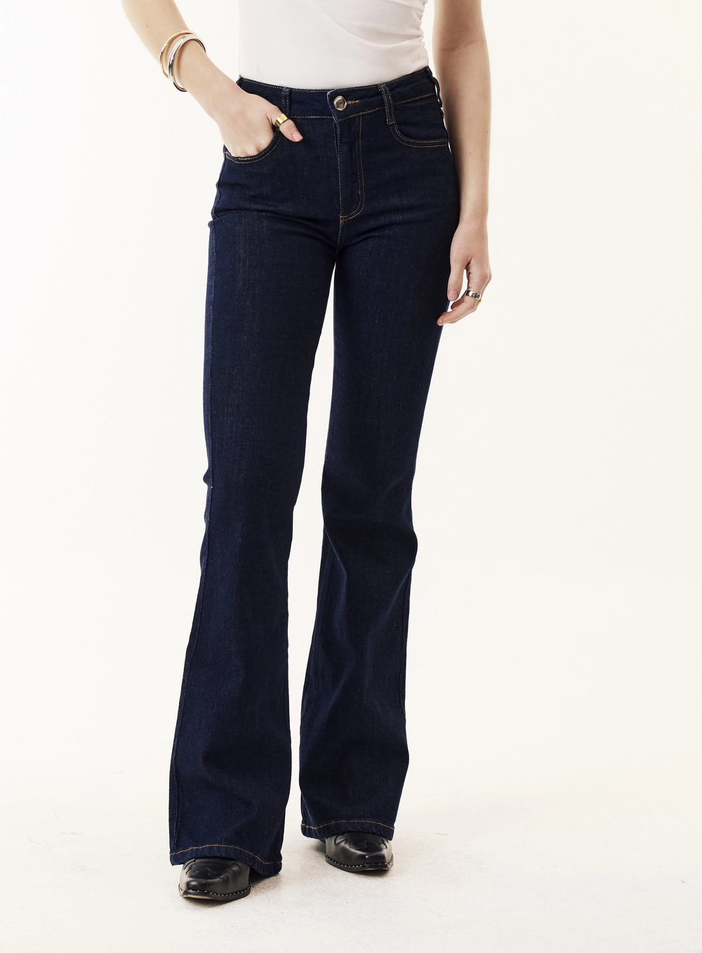 Calça Jeans Flare Feminina - Nova York Índigo