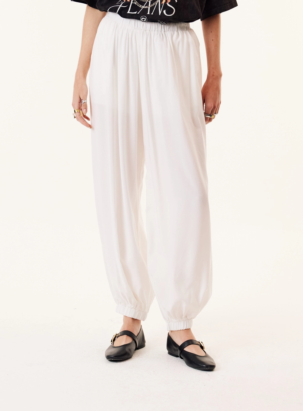 Calça Ballon Cós Com Elástico Feminina Off Shell