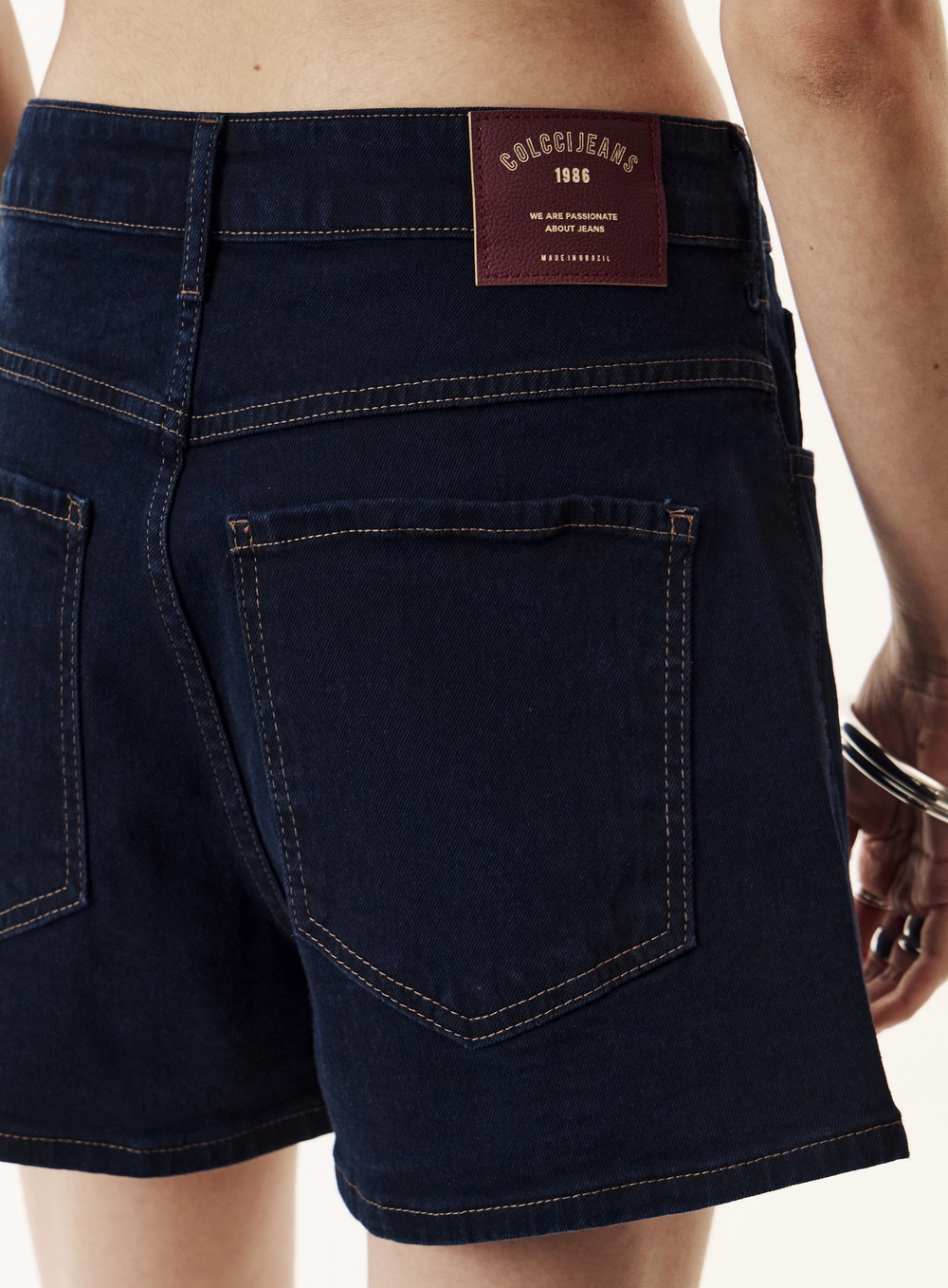 Short Jeans Reta Com Bolsos - Cancun Stretch Índigo