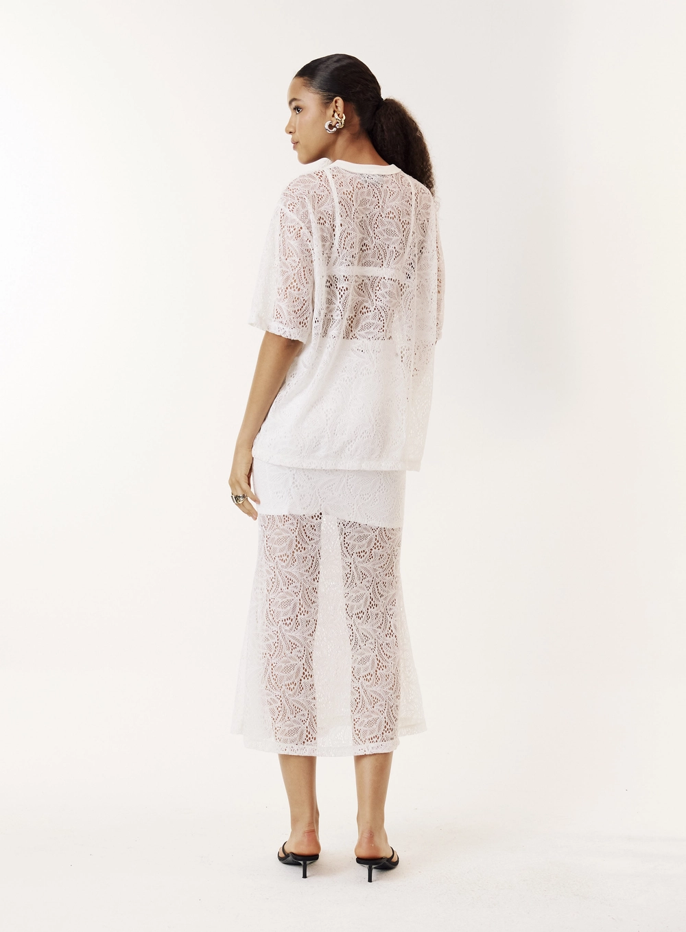 Saia Midi Drapeado Com Detalhe Em Renda Feminina Off Shell