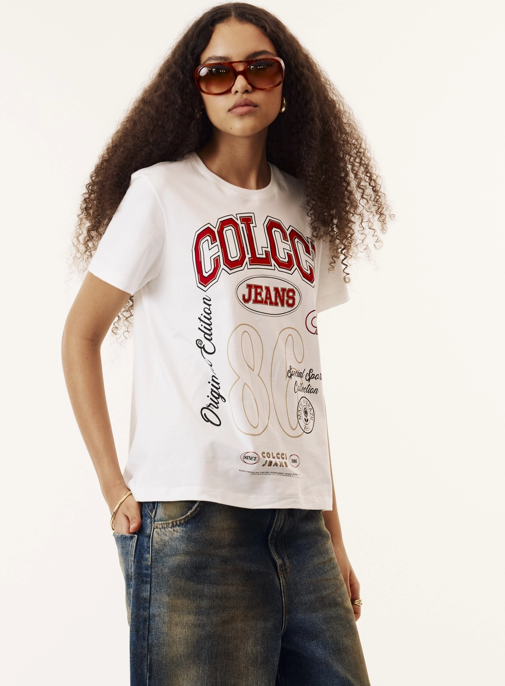 Camiseta Feminina Boy Estampada Off Shell