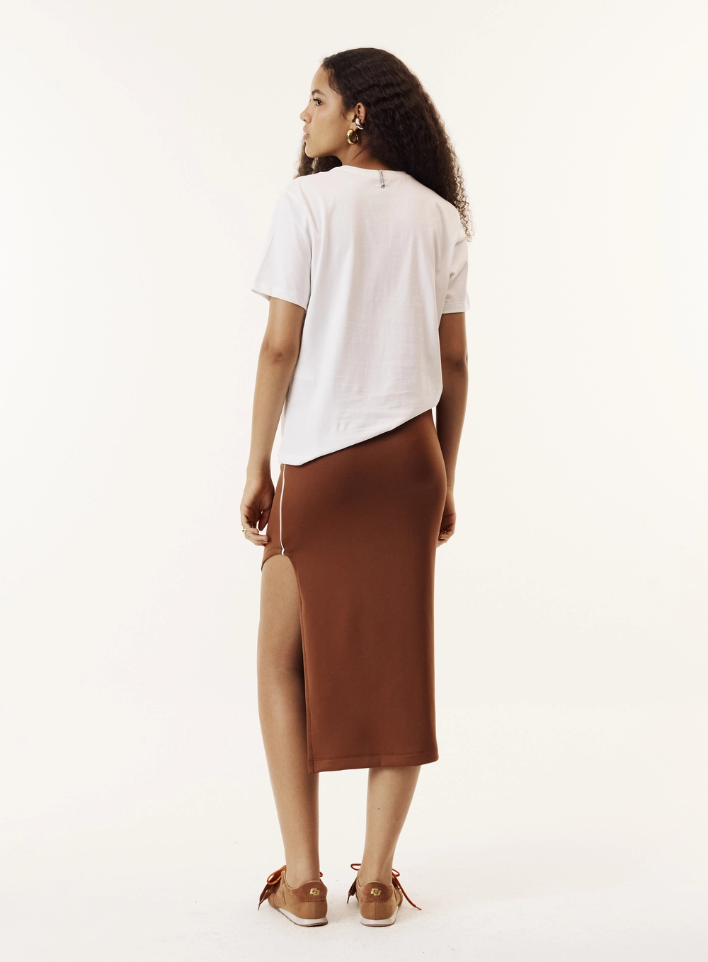 Camiseta Oversized Estampada Feminina Off Shell