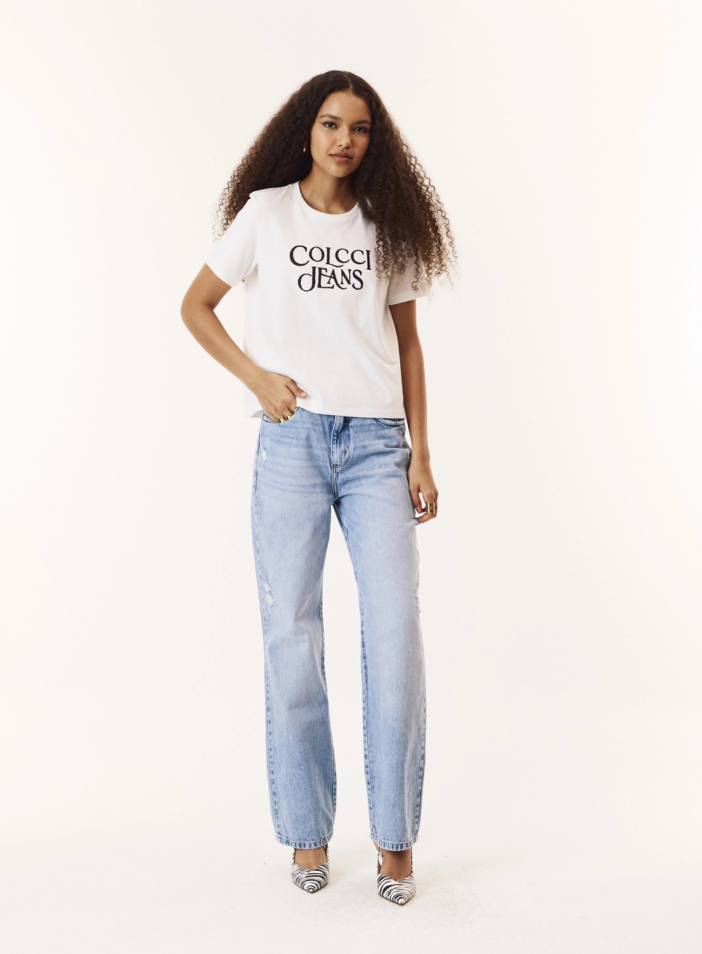 Camiseta Reta Solta Estampada Feminina Off Shell